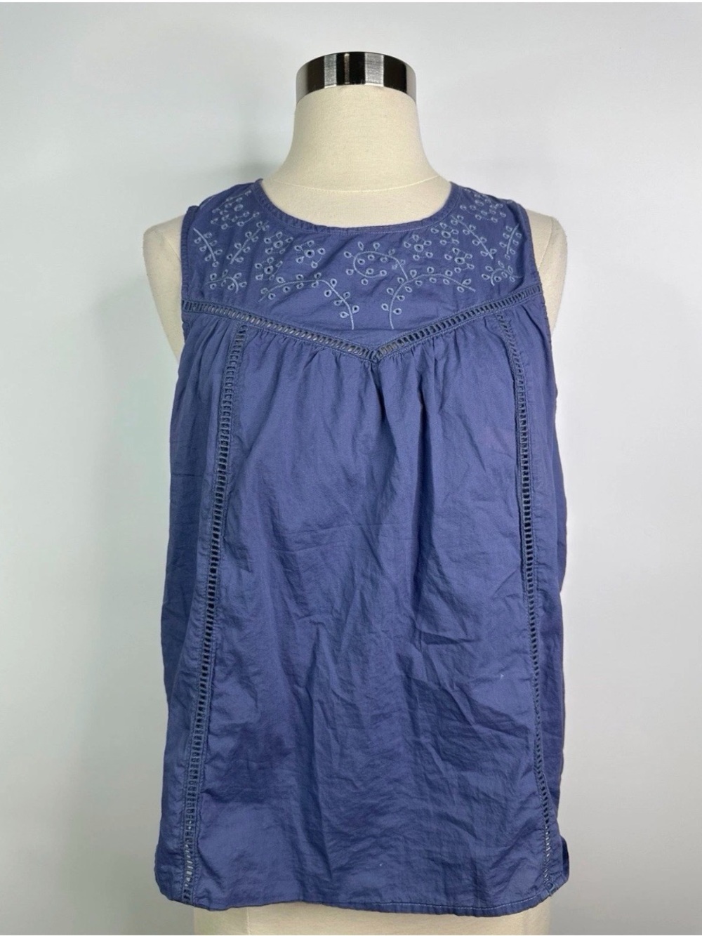 Sleeveless Embroidered Blue Women's Top